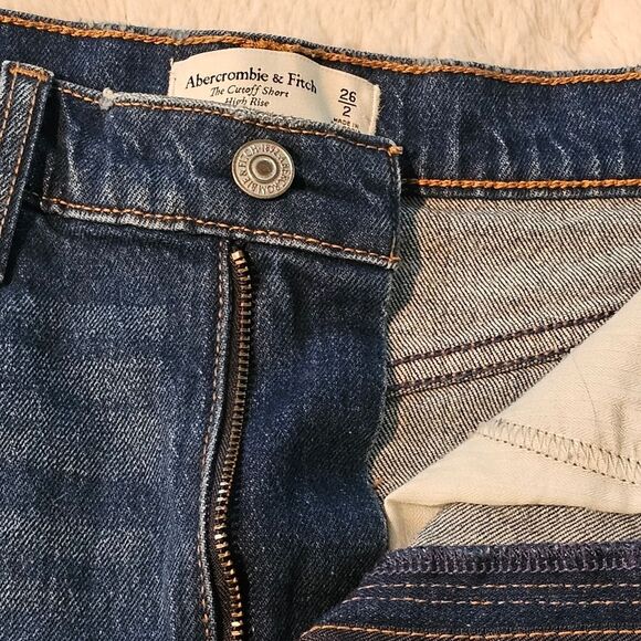 Abercrombie & Fitch Blue Jean Shorts Distressed Cut-Off Size 2 - Picture 3 of 3